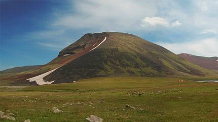 Аждаак - самая высокая вершина Гегамского хребта